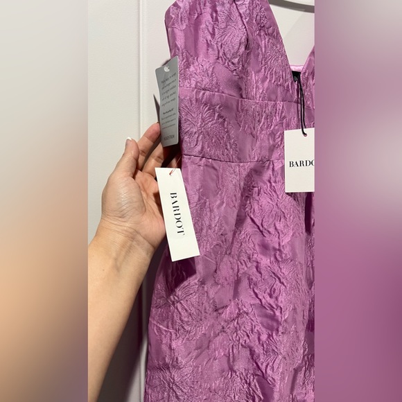 Beautiful Bardot dress - Picture 5 of 9